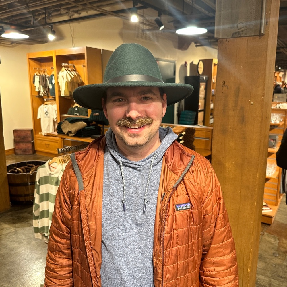 Meet your Posher, Michael